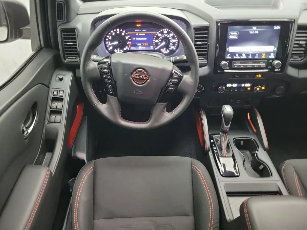 2024 Nissan Frontier PRO-4X - Photo 12