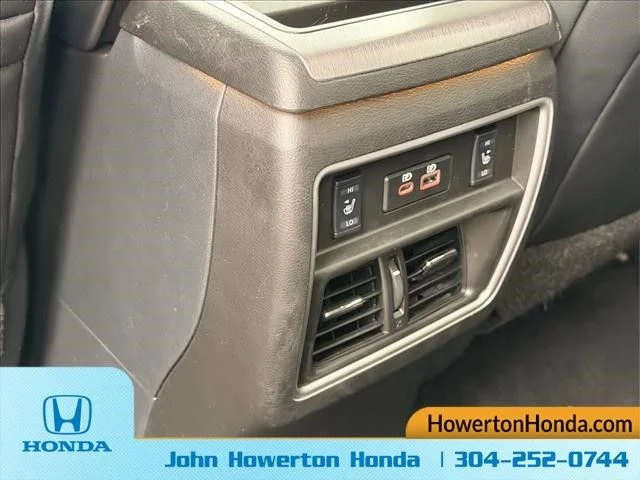 Used 2021 Black Nissan SL image 15