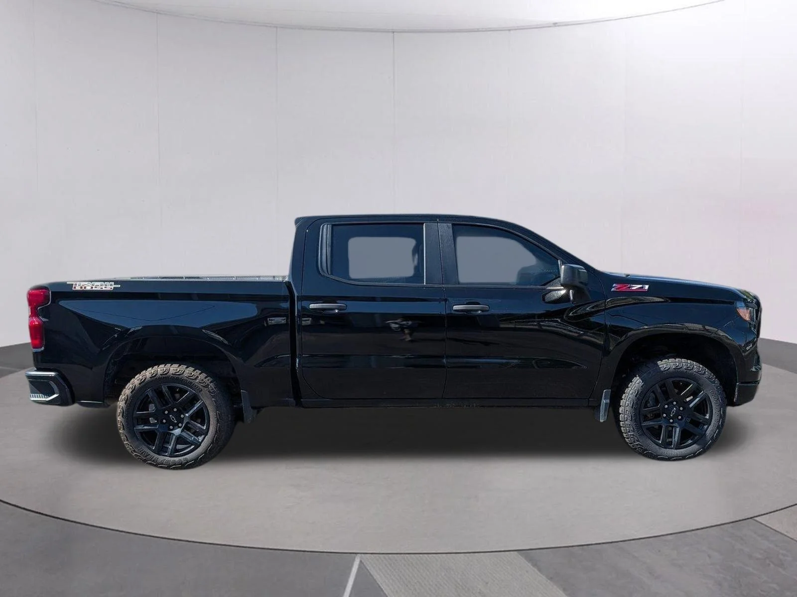 Used 2025 Black Chevrolet Custom Trail Boss image 6