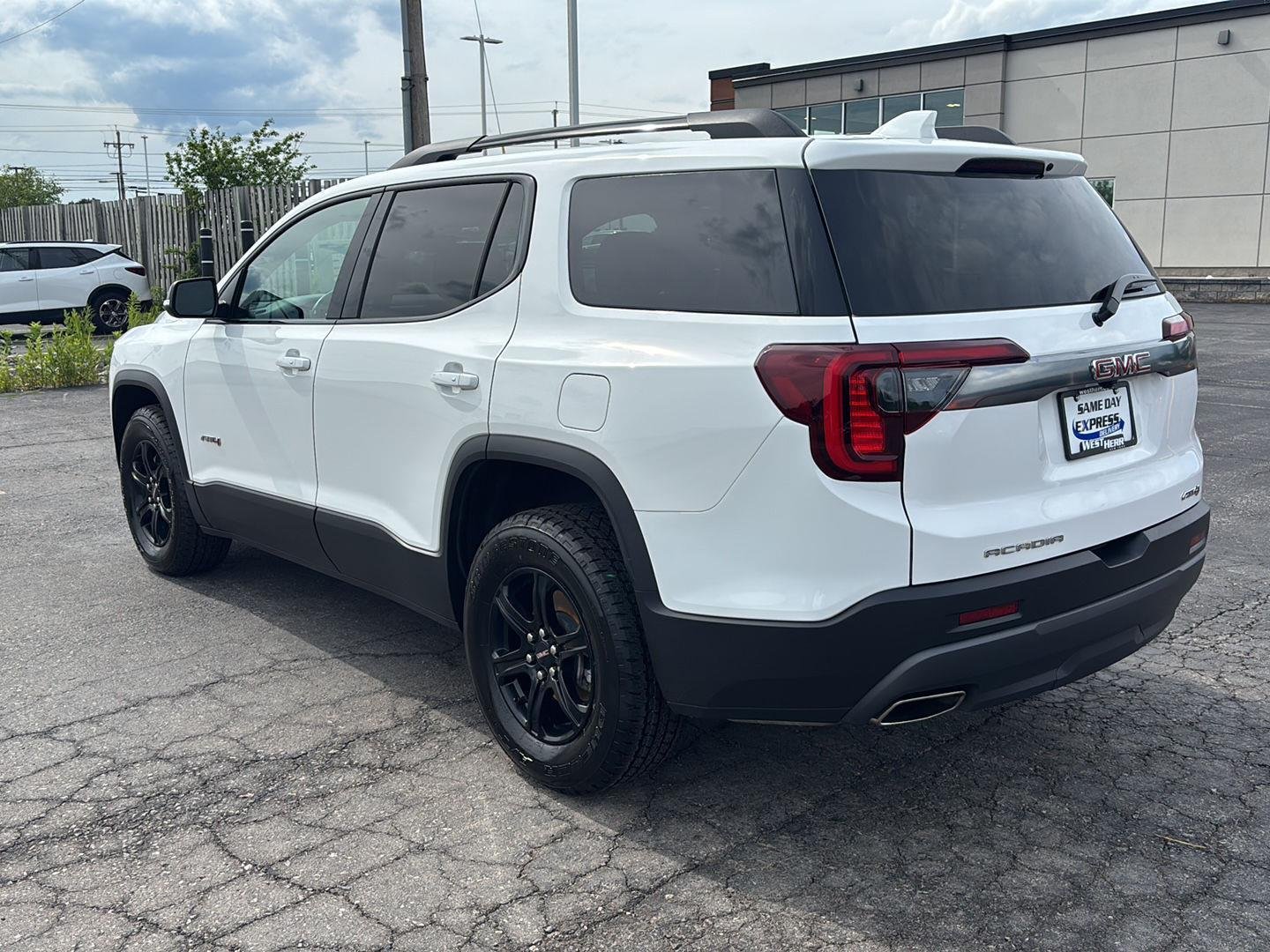Used 2023 Summit White GMC AT4 image 5