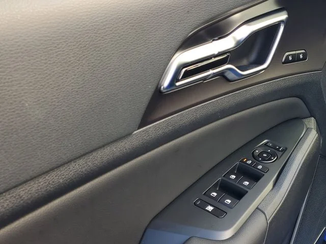 2026 Kia Sportage SX - Photo 6