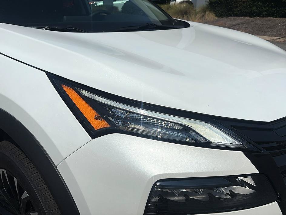 Used 2026 Everest White Pearl Tricoat Nissan Dark Armor image 42