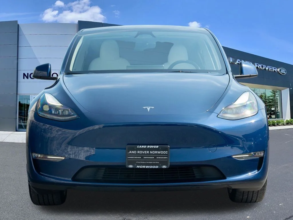 Used 2023 Blue Tesla Long Range image 2