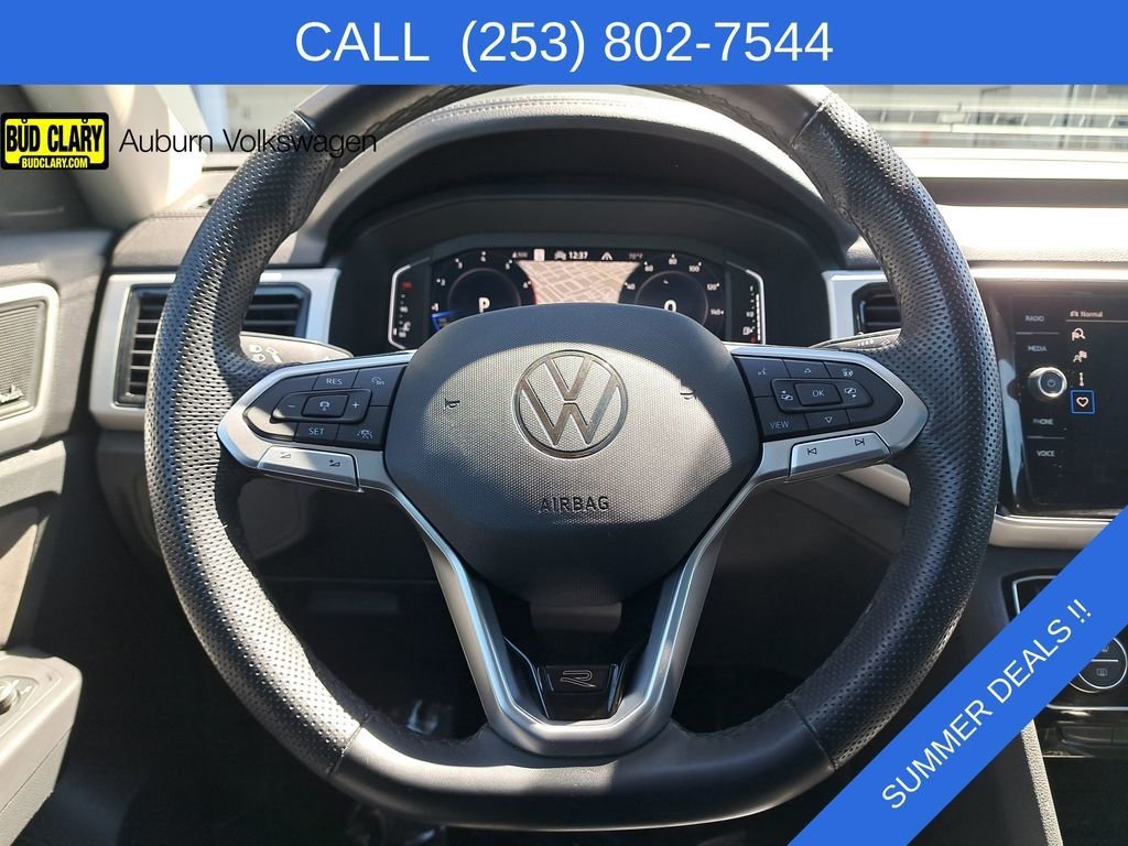 Used 2023  Volkswagen 3.6L V6 SEL Premium R-Line image 18