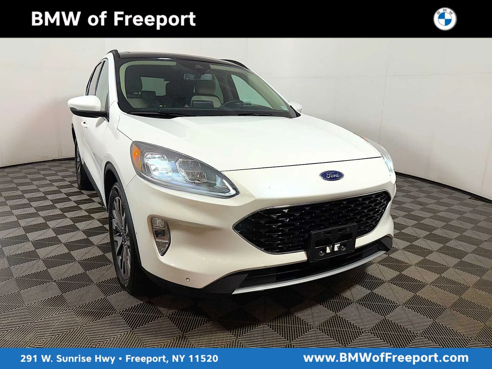 2020 Ford Escape Titanium Hybrid