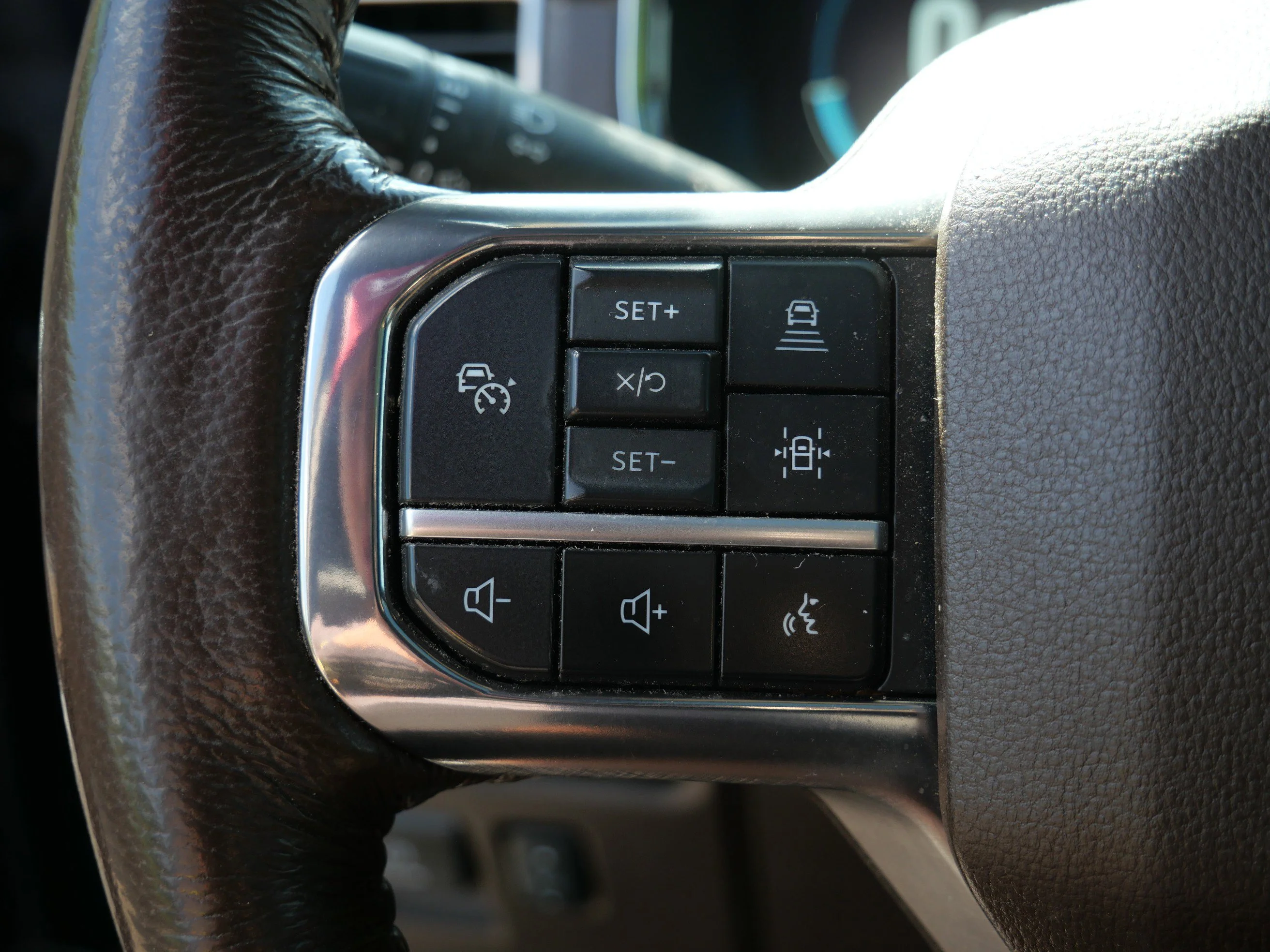 Certified Used 2023 Bluestone Ford King Ranch image 18