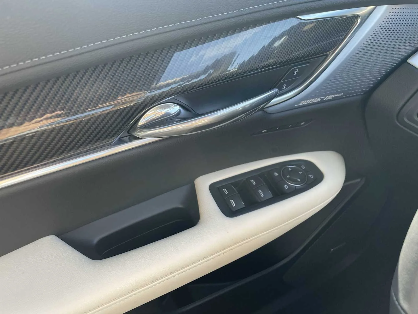 2023 Cadillac XT6 Sport - Photo 25