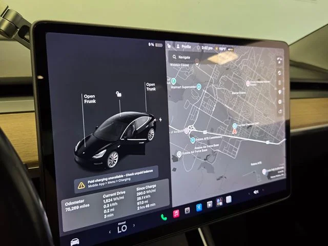 Used 2018  Tesla Long Range image 18