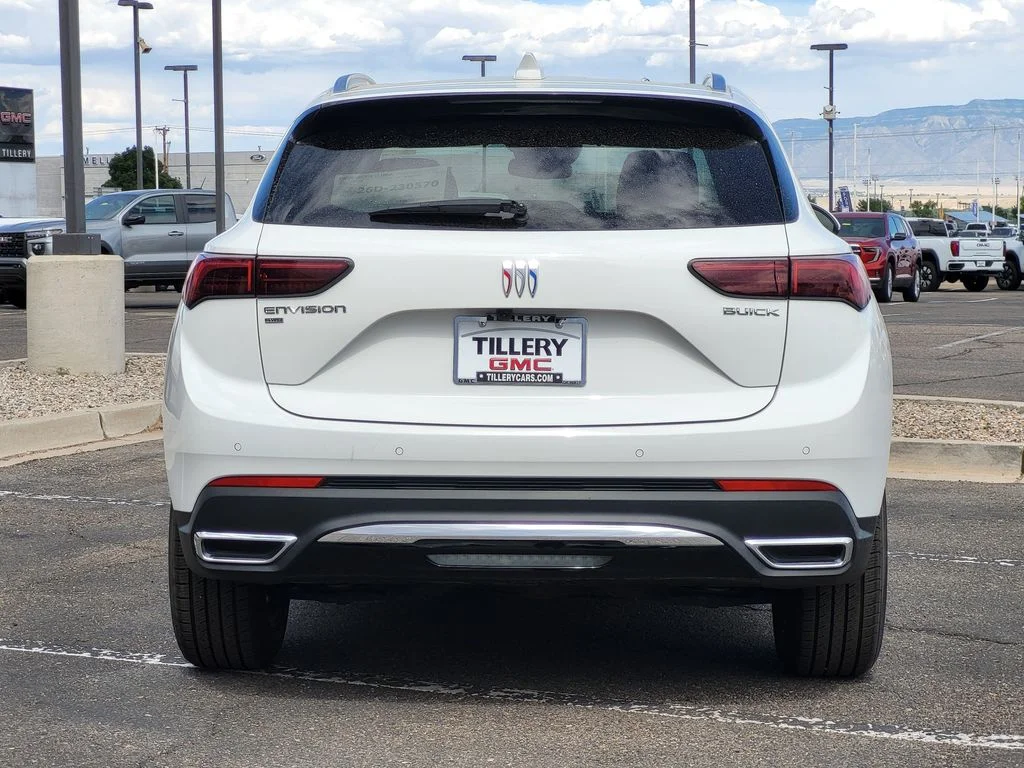 Used 2024 Summit White Buick Preferred image 6