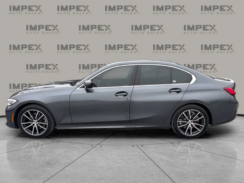 Used 2022 Gray BMW 330i image 2