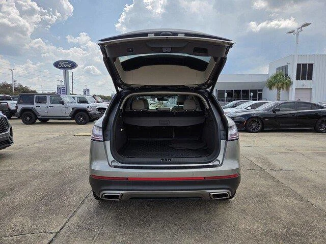 Used 2023 Jewel Sandstone Metallic Premium Colorant Lincoln Reserve image 31