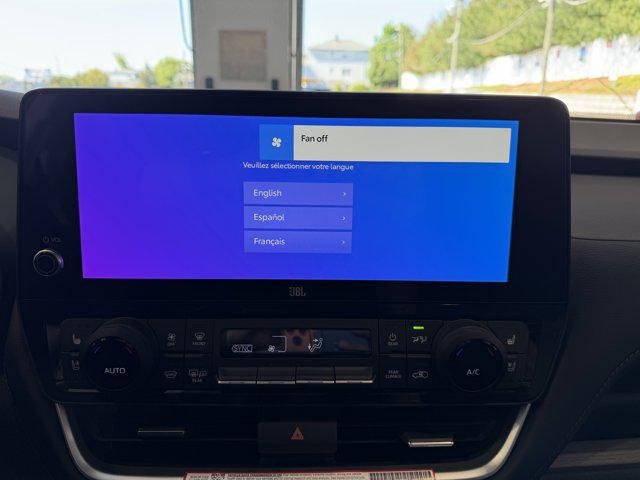 Certified Used 2026 WIND CHILL PEARL Toyota  image 34