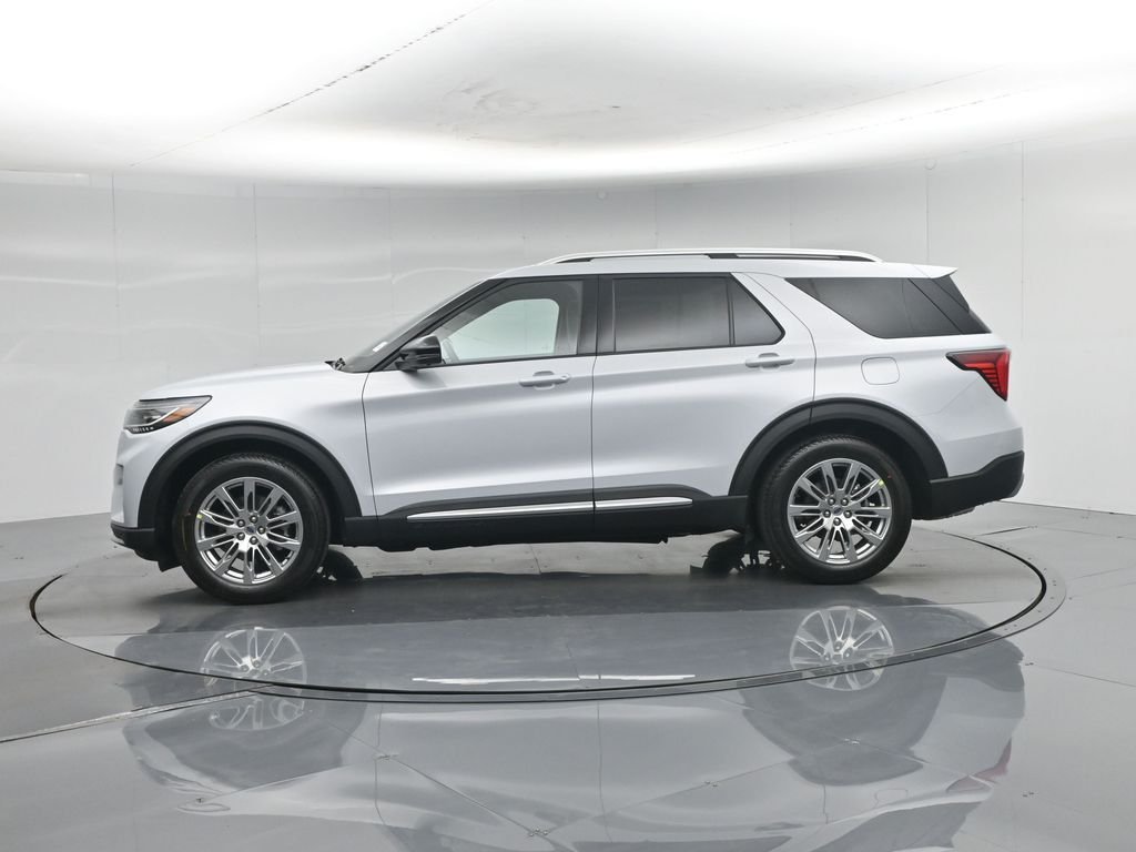 New 2026 Star White Metallic Tri-Coat Ford Platinum image 32