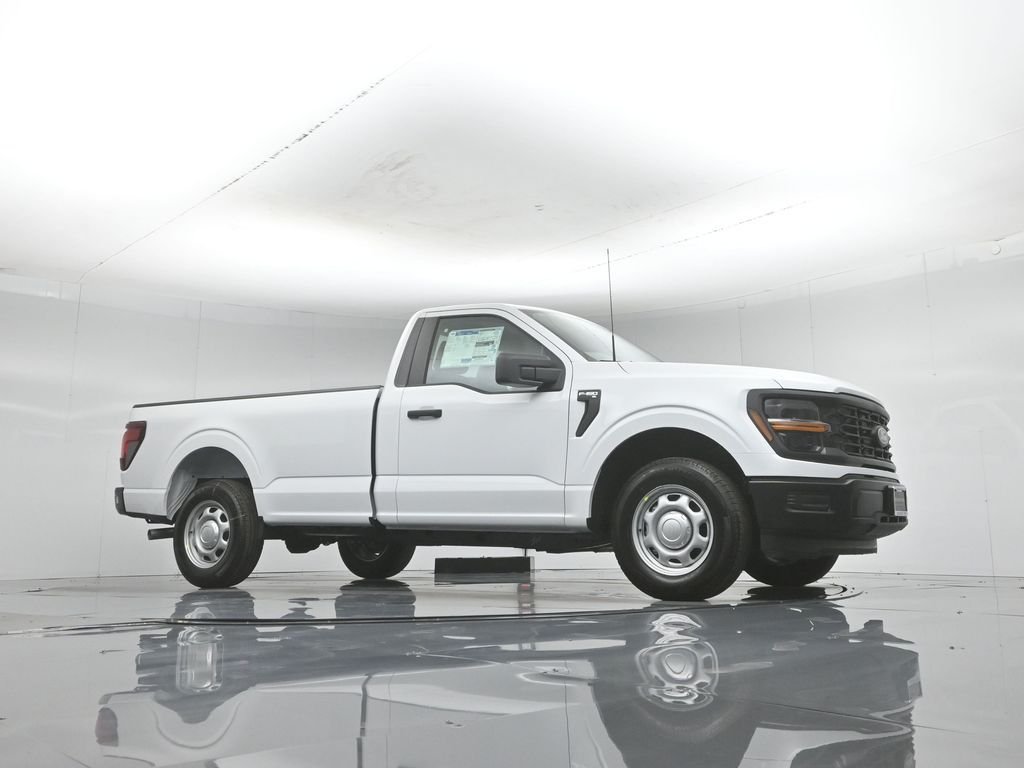 New 2026 Oxford White Ford XL image 44