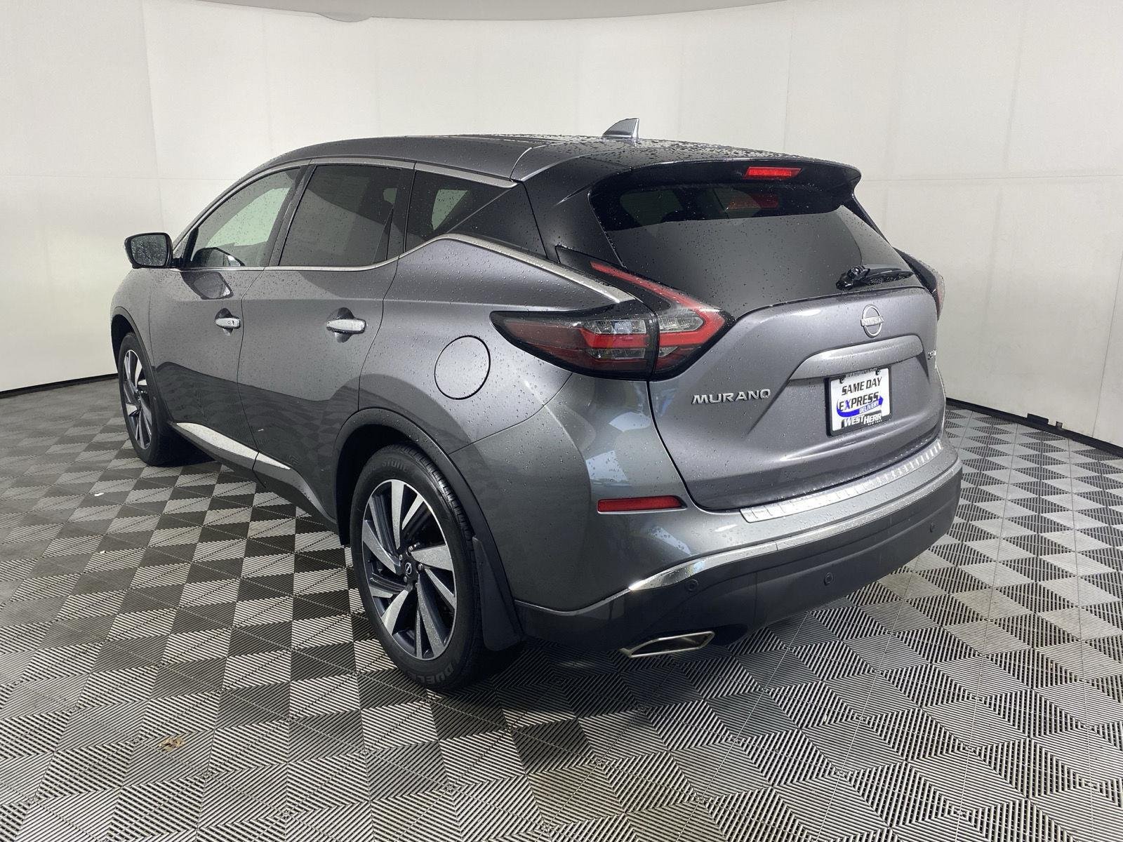 Used 2023 Gun Metallic Nissan SL image 5