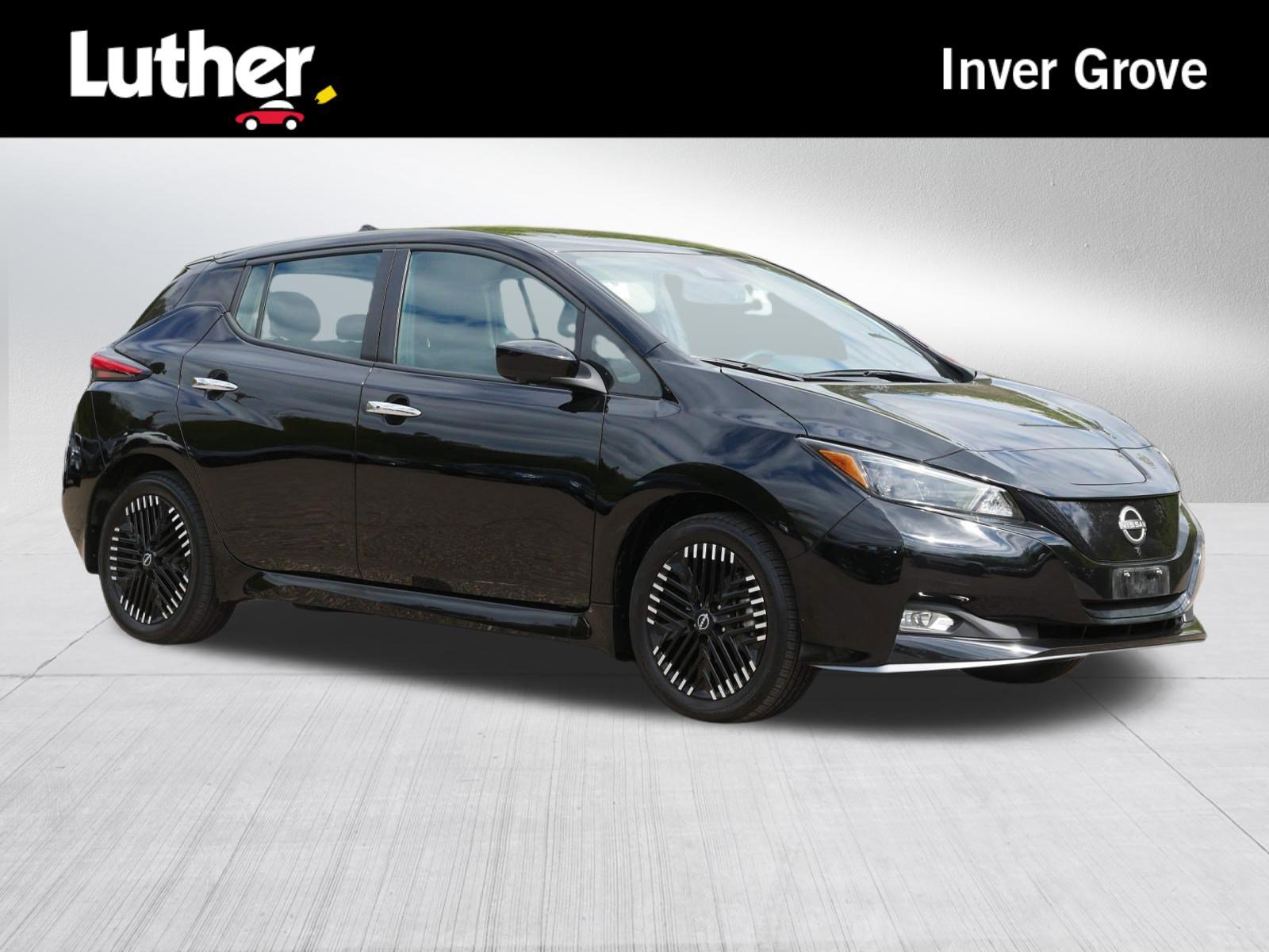 2023 Nissan Leaf SV Plus's photo
