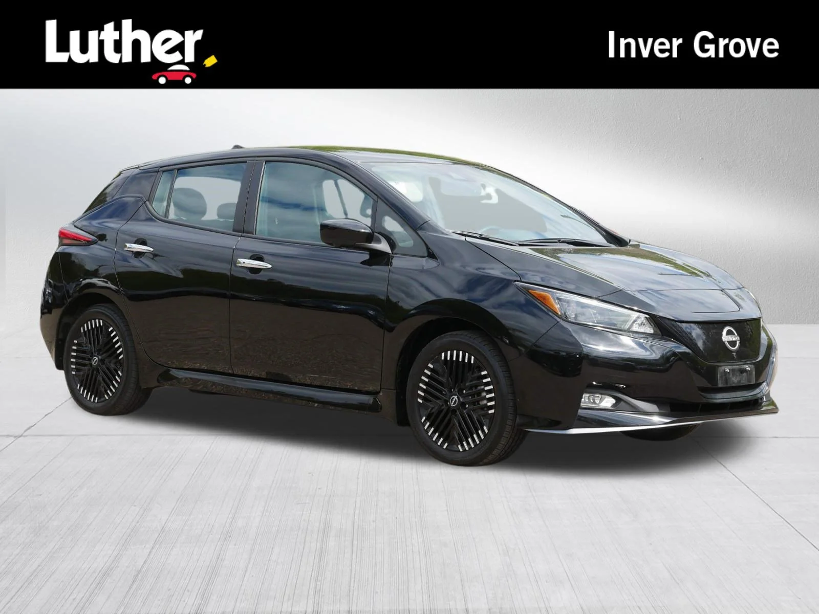 2023 Nissan Leaf SV Plus's photo