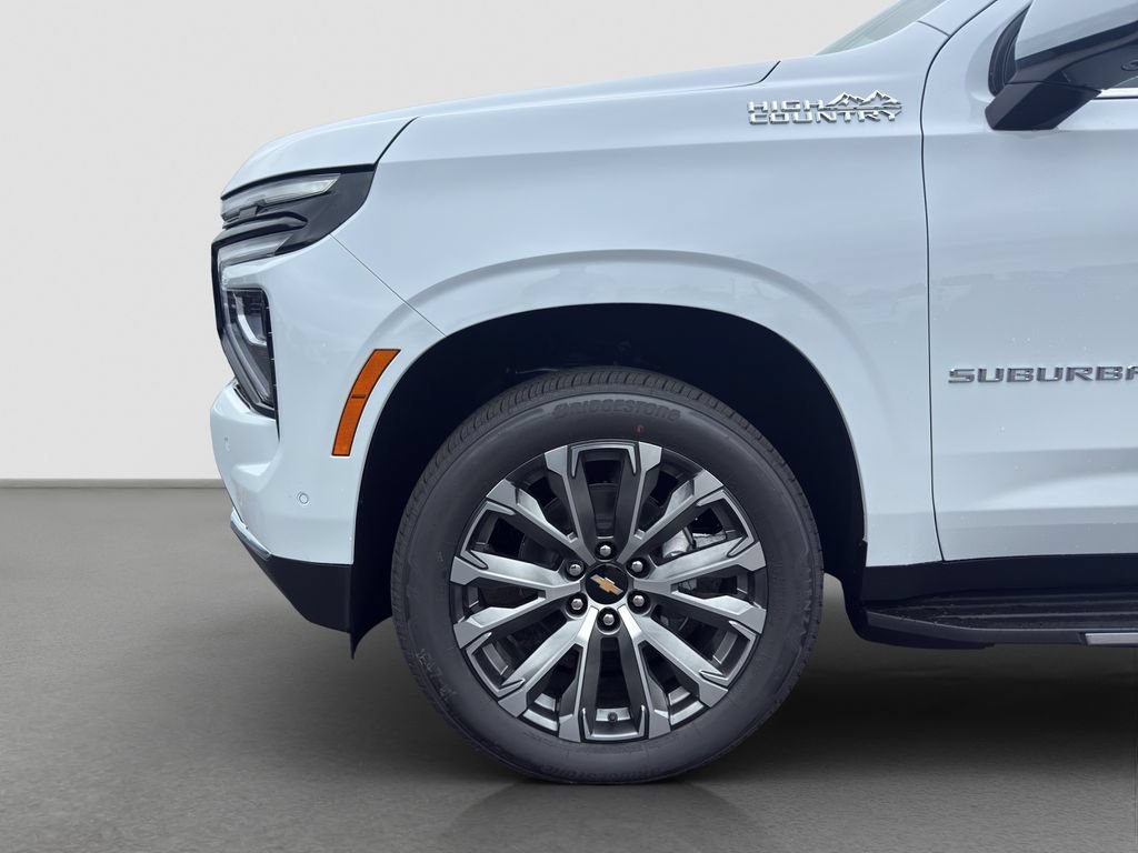 New 2026 Polar White Tricoat Chevrolet High Country image 16