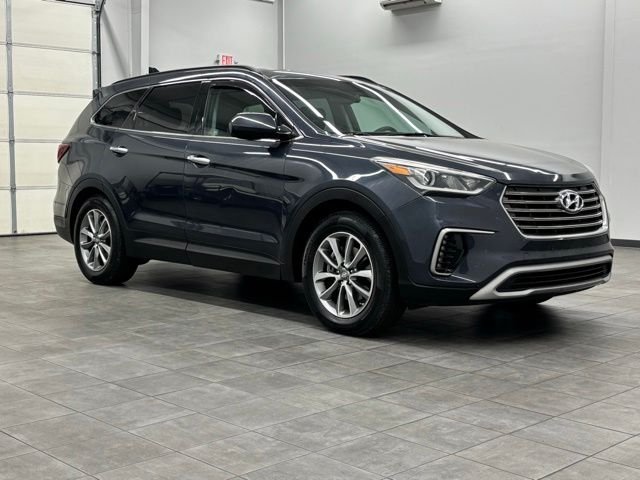 2017 Hyundai Santa Fe SE FWD's photo