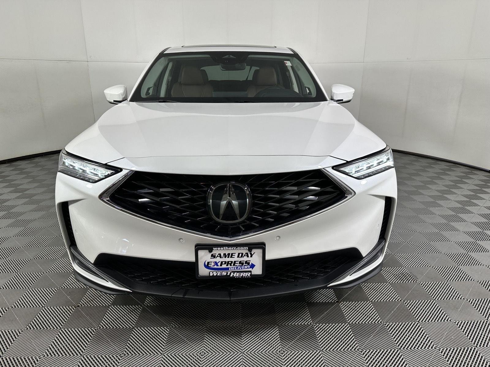Used 2025 Platinum White Pearl Acura SH-AWD w/Tech image 32
