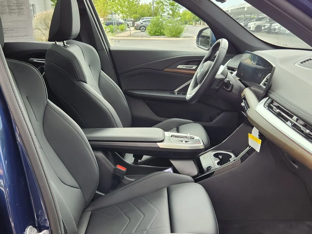 2025 BMW X1 28i - Photo 17