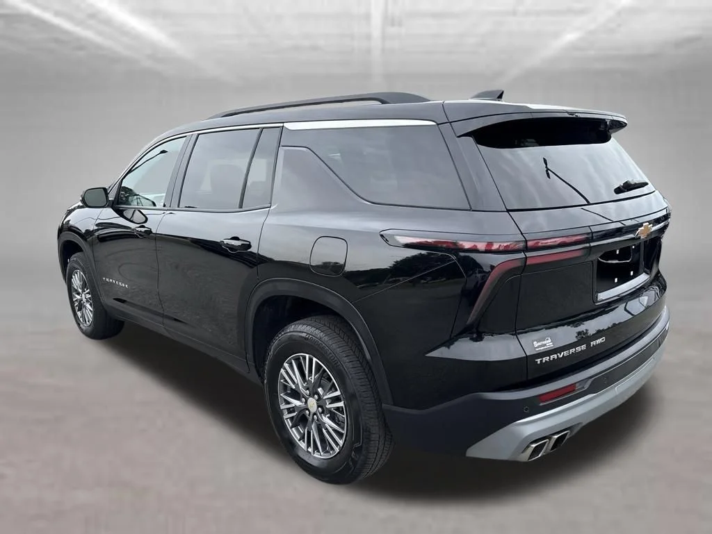 Used 2026 Black Chevrolet LT image 5