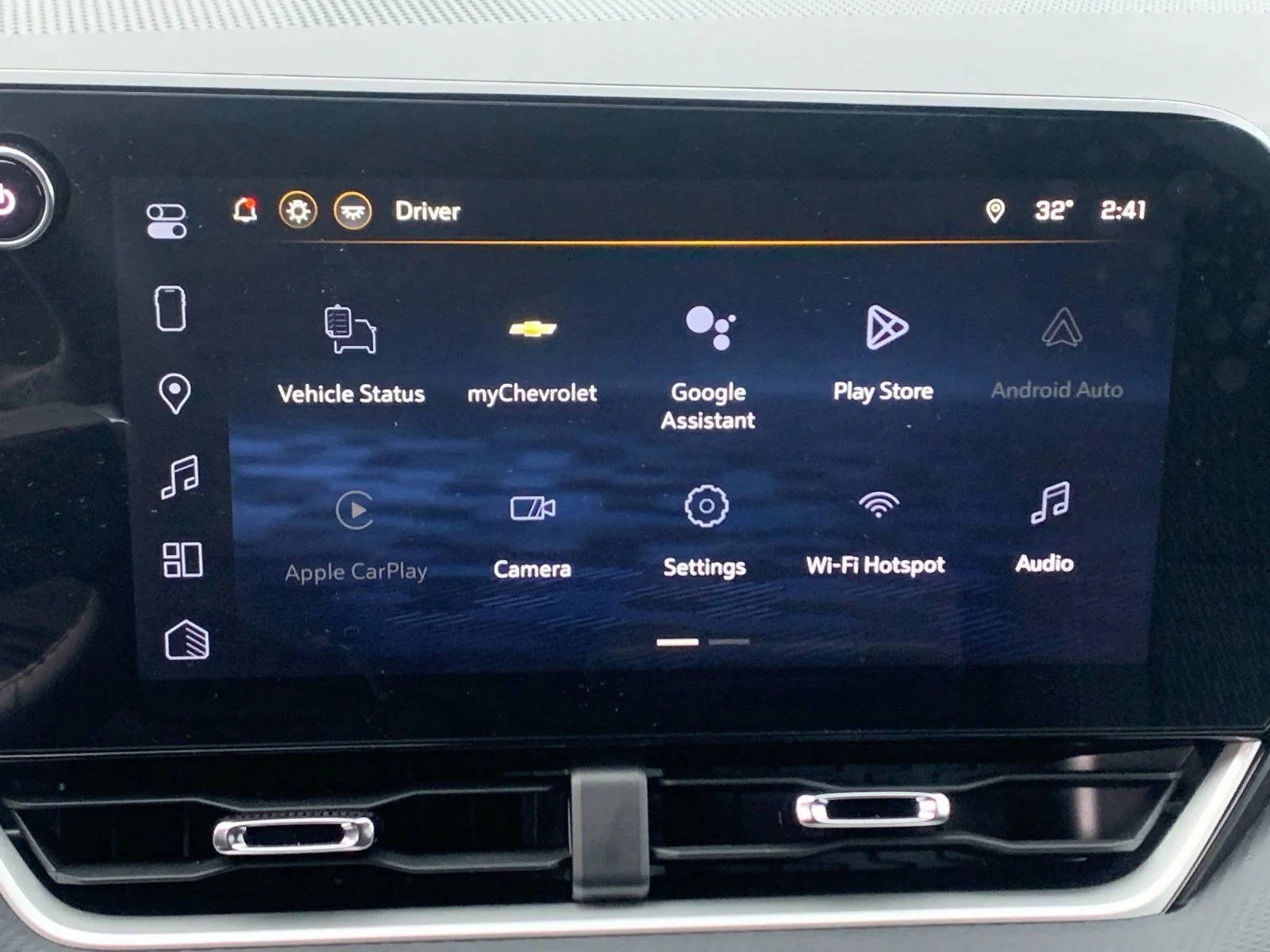 2026 Chevrolet Equinox LT - Photo 19
