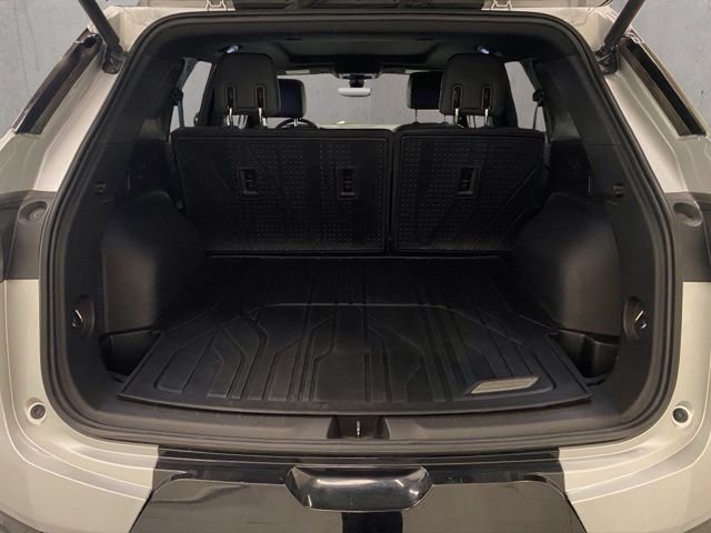 Used 2020 Silver Chevrolet RS image 23
