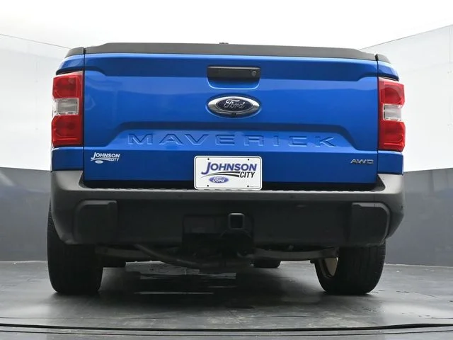 Used 2022 Blue Ford Lariat image 30