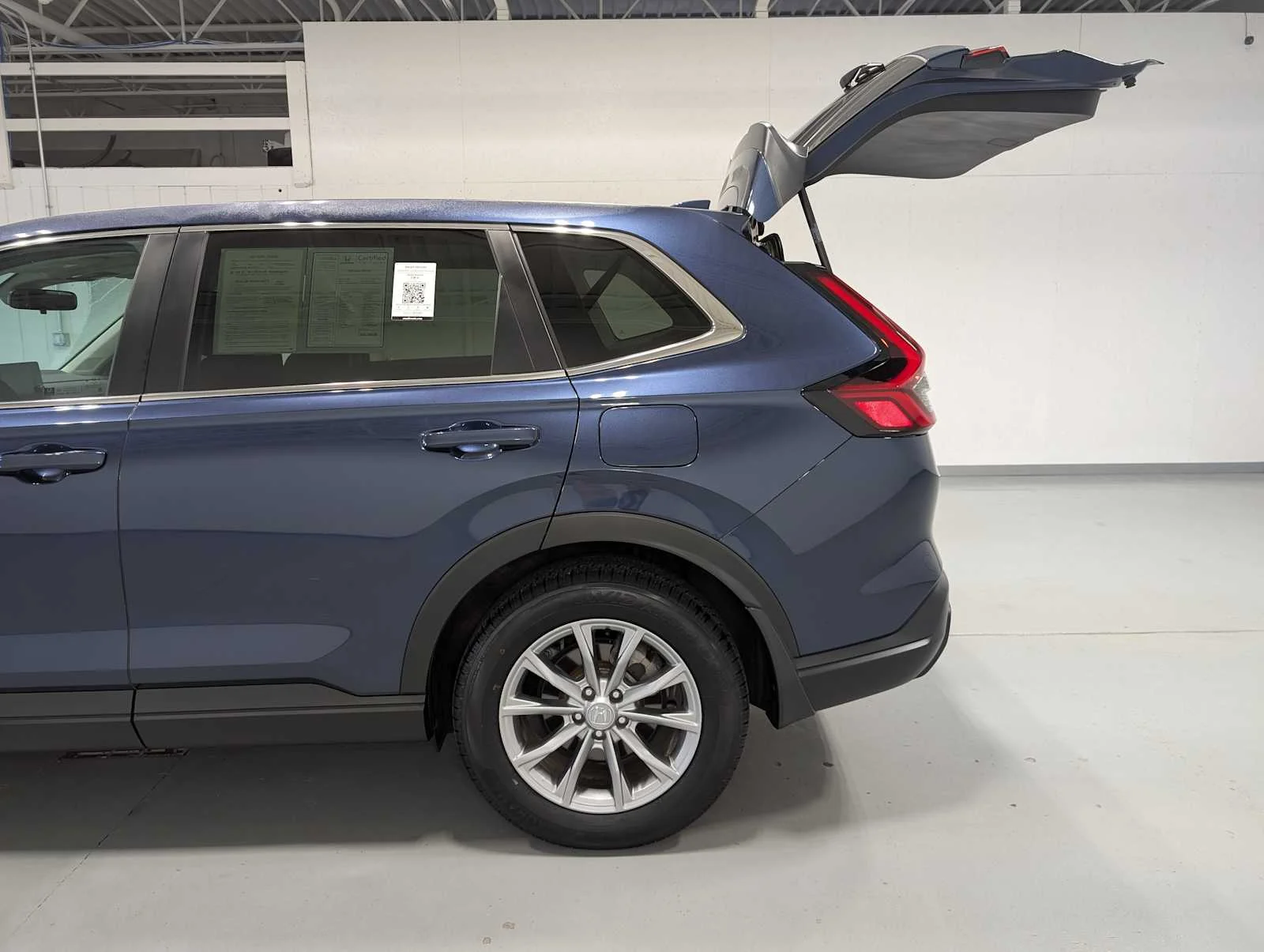 2025 Honda CR-V EX - Photo 12