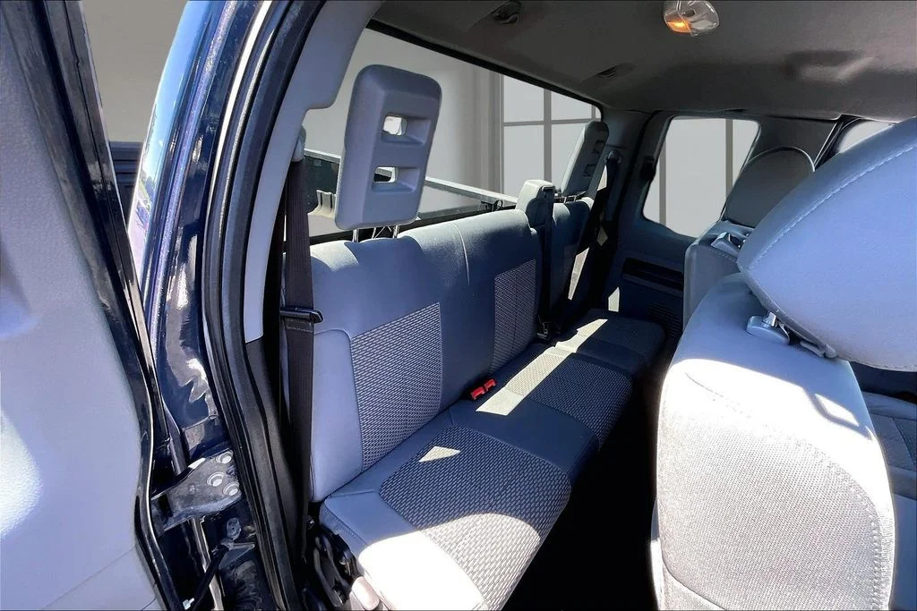 Used 2016 Blue Ford XLT image 24