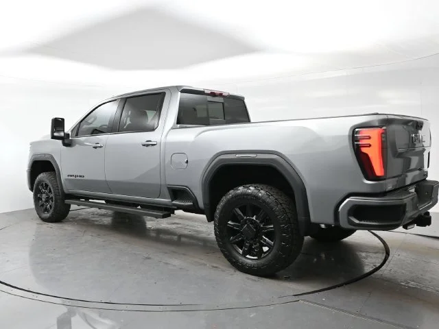 Used 2025 Sterling Metallic GMC AT4 image 5