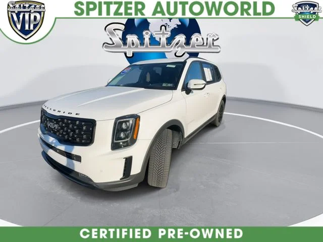 Certified Used 2022 White Kia SX image 4