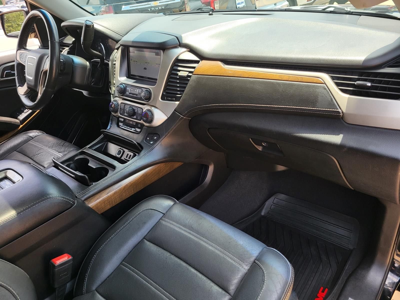 Used 2019 Onyx Black GMC Denali image 7
