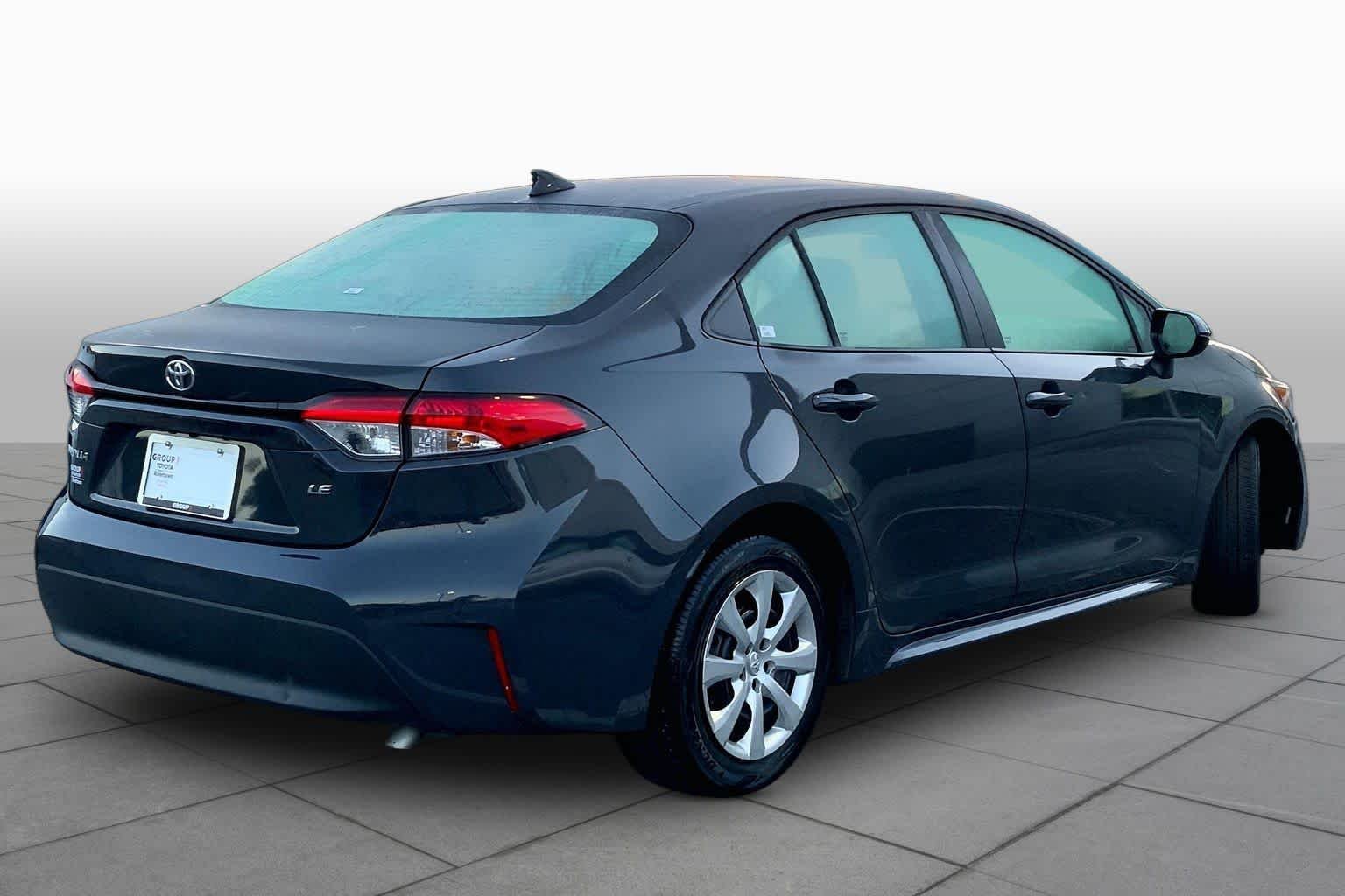 Used 2025 Underground Toyota LE image 12