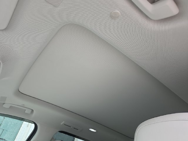 2026 GMC Acadia Denali - Photo 20