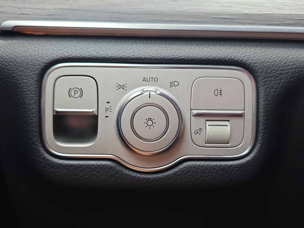 Certified Used 2022 Silver Mercedes-Benz GLE 350 image 27