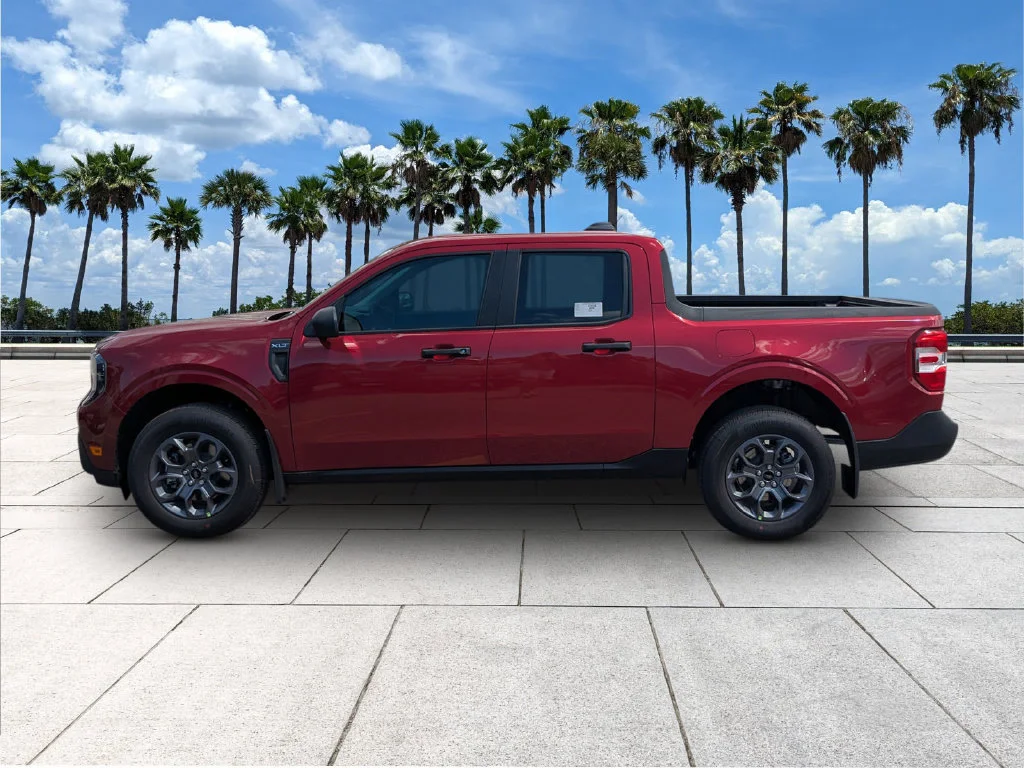 New 2026 Ruby Red Metallic Tinted Clearcoat Ford XLT image 4