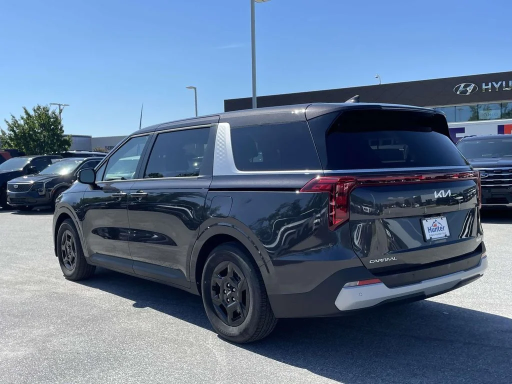 2026 Kia Carnival LXS - Photo 26