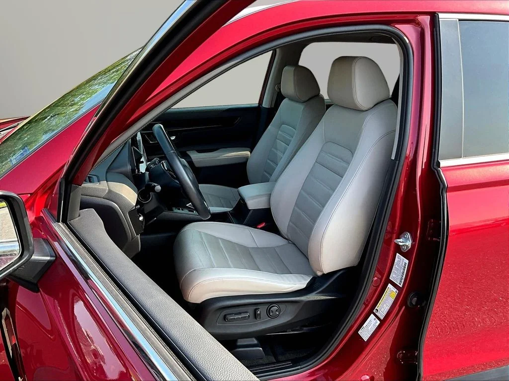 Used 2023 Radiant Red Metallic Honda EX-L image 23