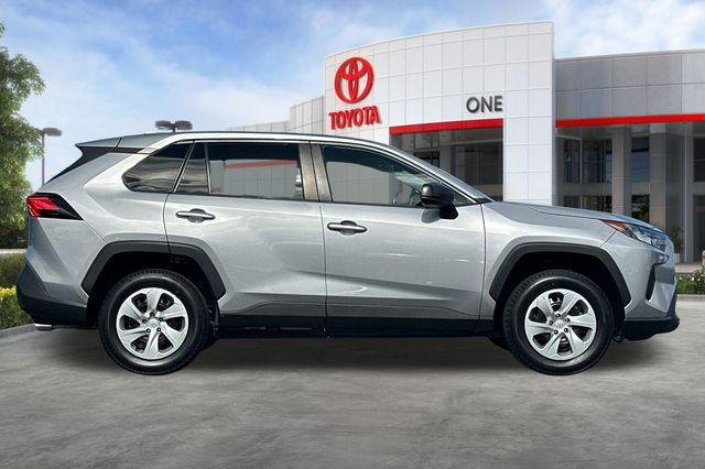 Certified Used 2022 SILVER SKY METALLIC Toyota  image 3