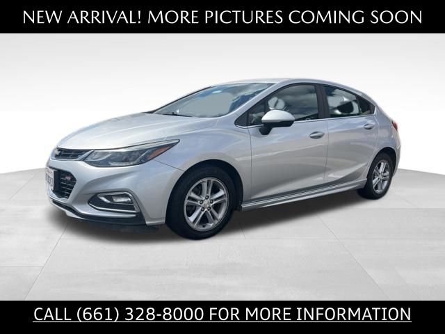 2017 Chevrolet Cruze LT Hatchback Auto's photo