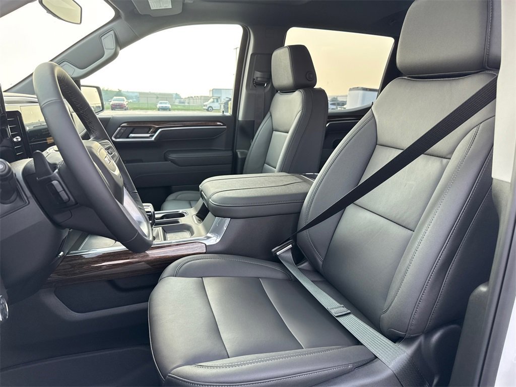 2026 GMC SIERRA - Image 15