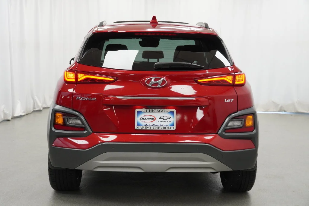 Used 2019 Red Hyundai Ultimate image 27