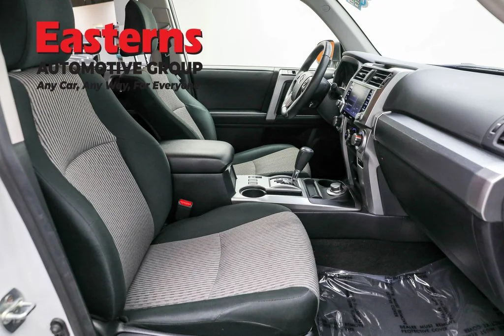 Used 2024 White Toyota SR5 image 22