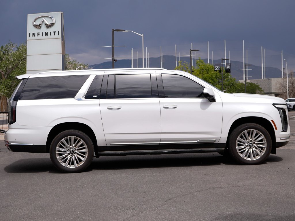 Used 2025 Crystal White Tricoat Cadillac 4WD Premium Luxury image 16