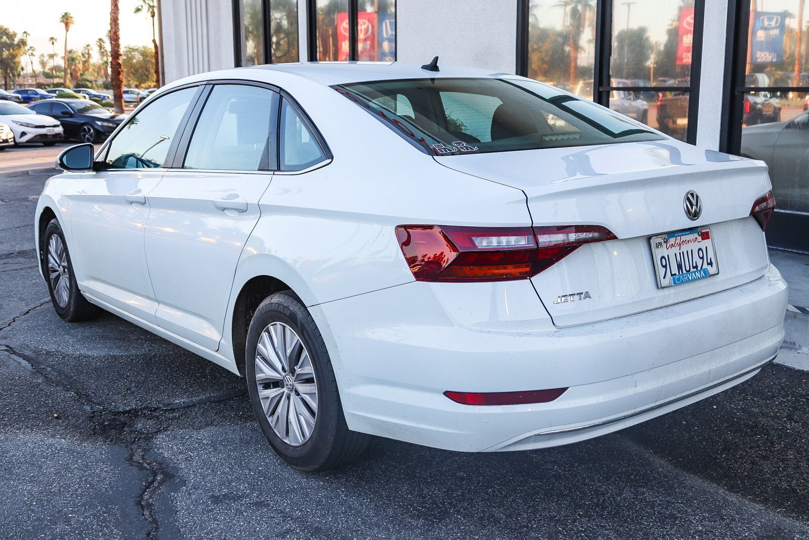 Used 2019 White Volkswagen 1.4T S image 3