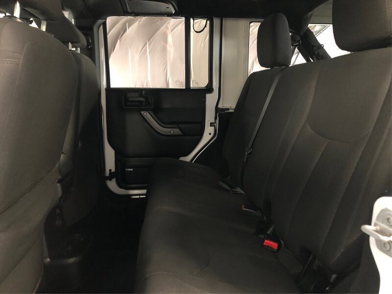 2017 Jeep Wrangler Unlimited Sport S - Photo 10