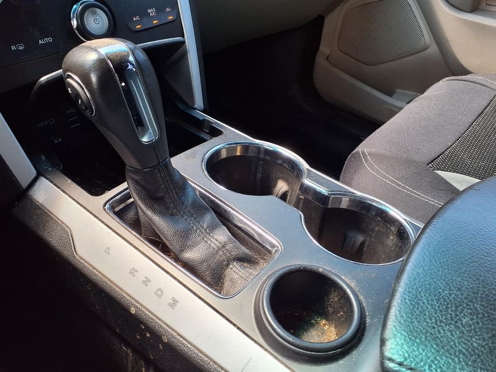 Used 2014 Gray Ford XLT image 17