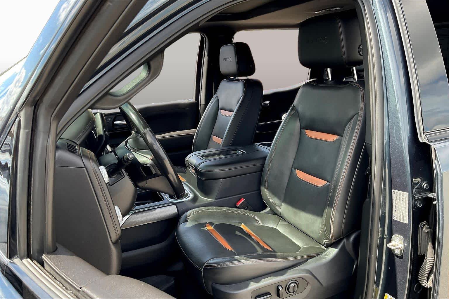Used 2019 Dark Sky Metallic GMC AT4 image 8